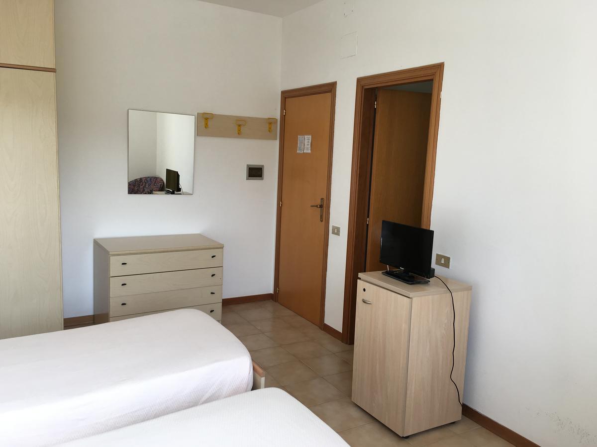 Fattoria Cerreto Otel Mosciano SantʼAngelo Dış mekan fotoğraf